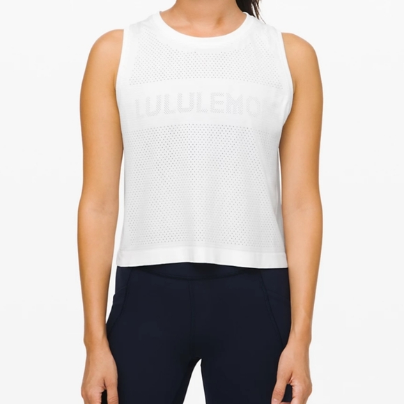 lululemon athletica Tops - Lululemon Breeze by Muscle Crop Tank